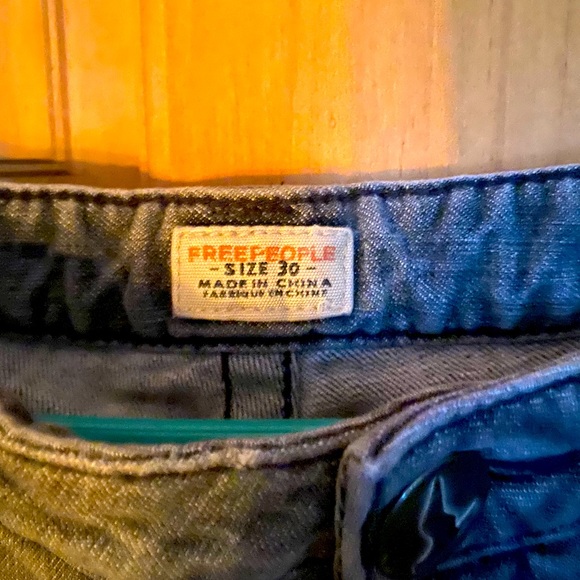Jeans - Picture 3 of 4